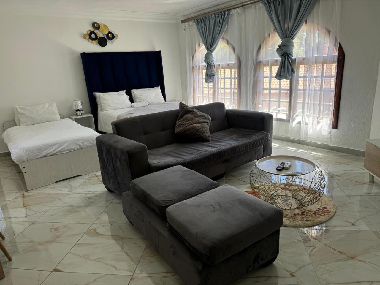 Erima Lodge Johannesburg Esterno foto