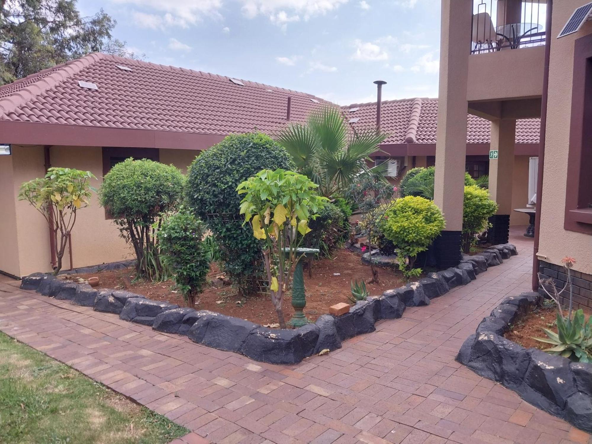 Erima Lodge Johannesburg Esterno foto