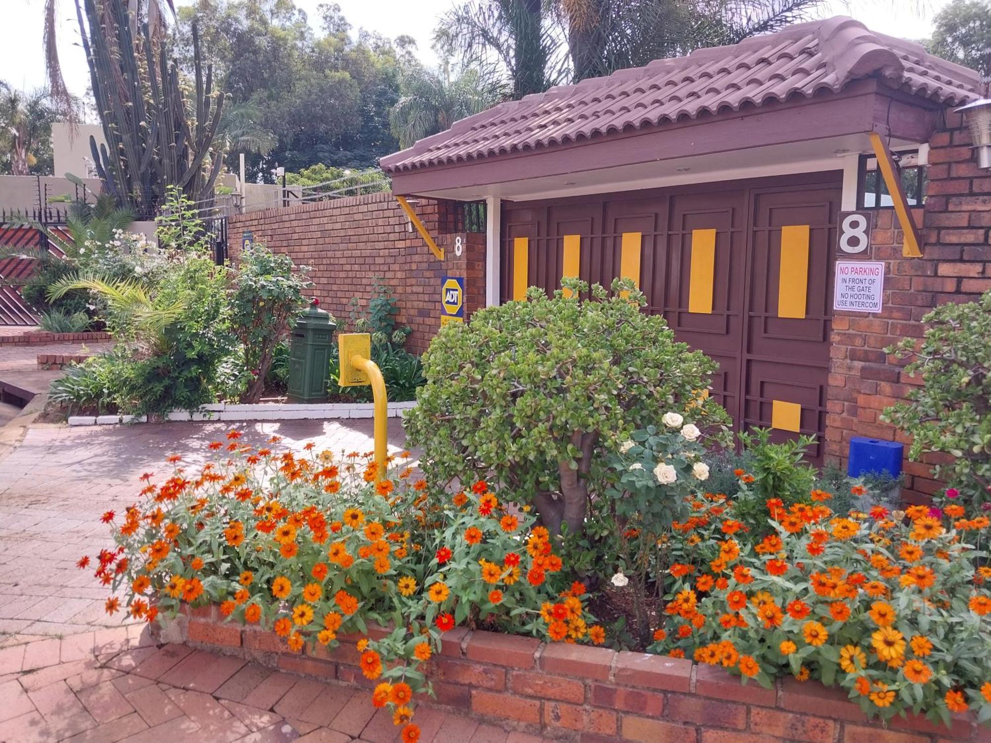 Erima Lodge Johannesburg Esterno foto
